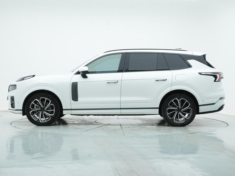 Lynk & Co Lynk&Co 09 EM-P 2023