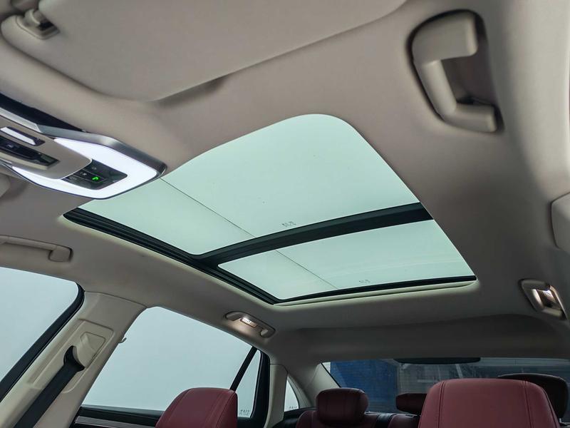 Hongqi Red Flag H5 2025