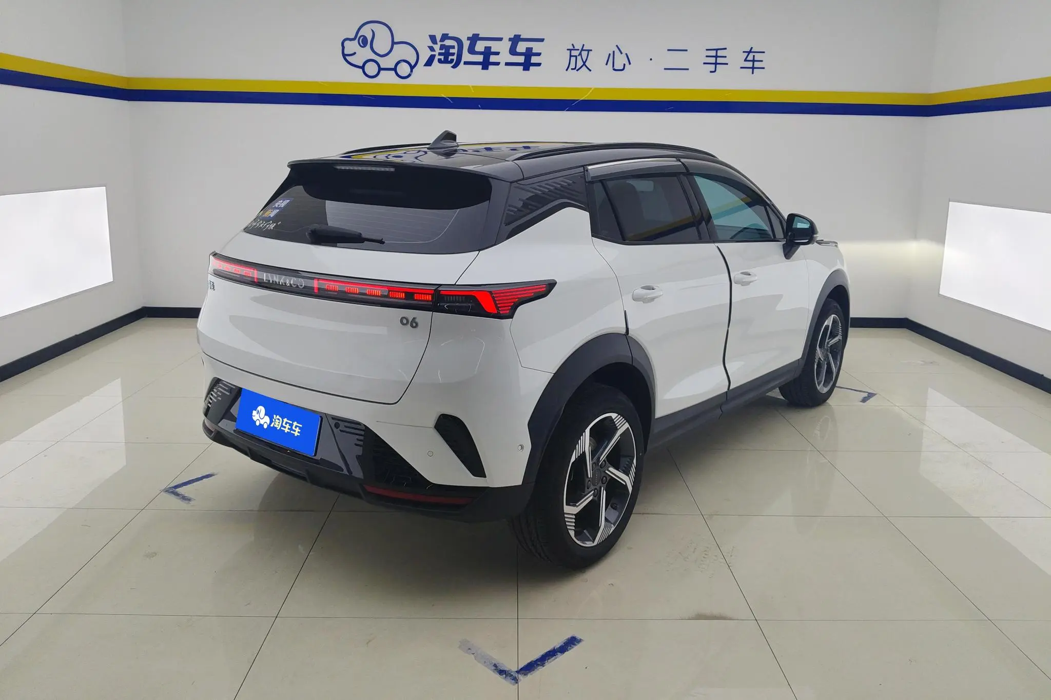 LYNK & CO Lynk 06 Renew 1.5T Halo