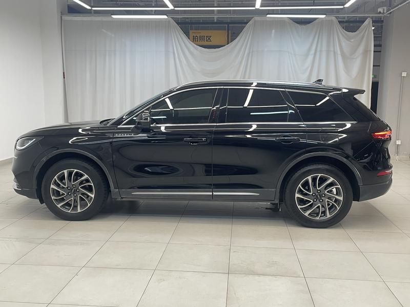 Lincoln adventurer 2022