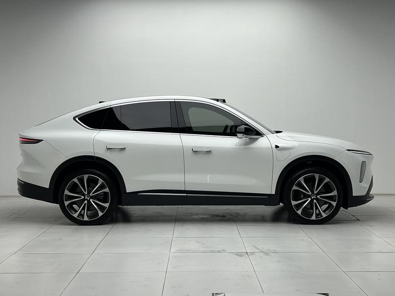 NIO NIO EC7 2024