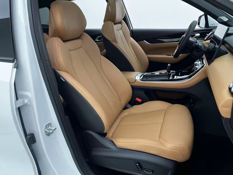 Geely Boyue L 2025