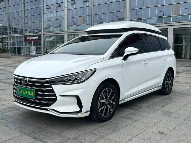 BYD Song MAX DM DM-i 105KM Executive Edition