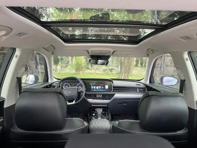 Hongqi Hongqi HS5 Facelift 2.0T Zhilian flag enjoy four-wheel drive version