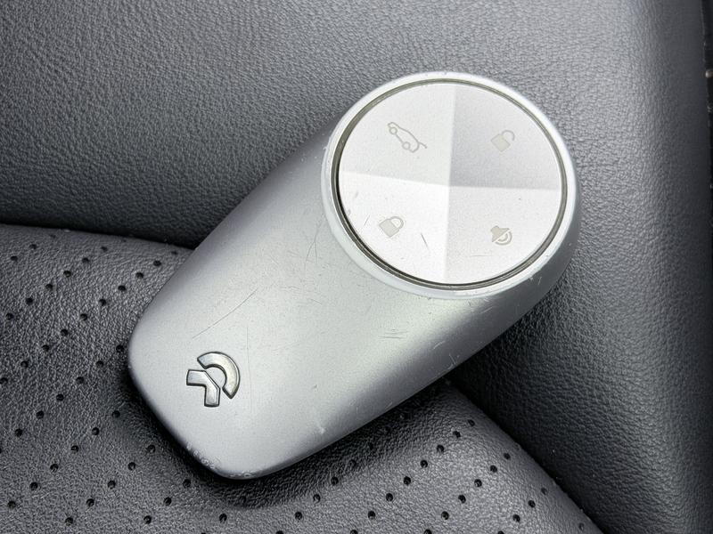 NIO NIO ES6 2020