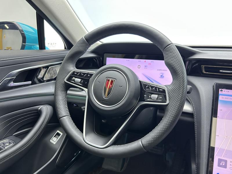 Hongqi Red Flag H5 2024