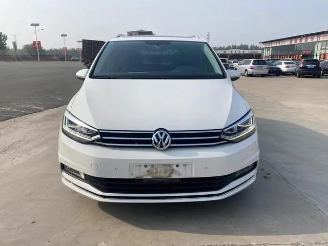 Volkswagen Touran L 280TSI Automatic Shuya Version