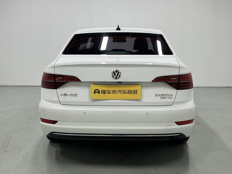 Volkswagen Sagitar 2021