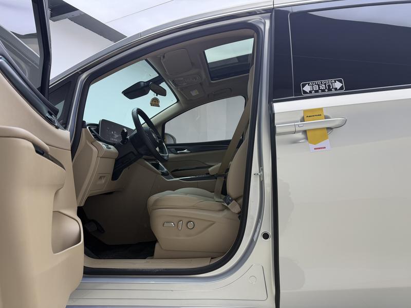 Buick Buick GL8 PHEV 2025