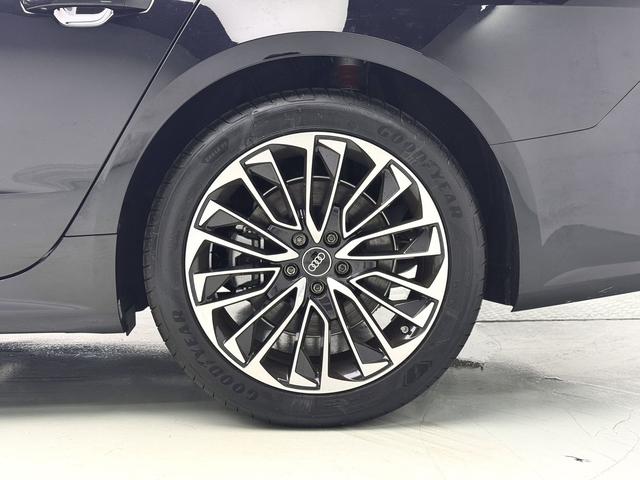 Audi Audi A7L 2025