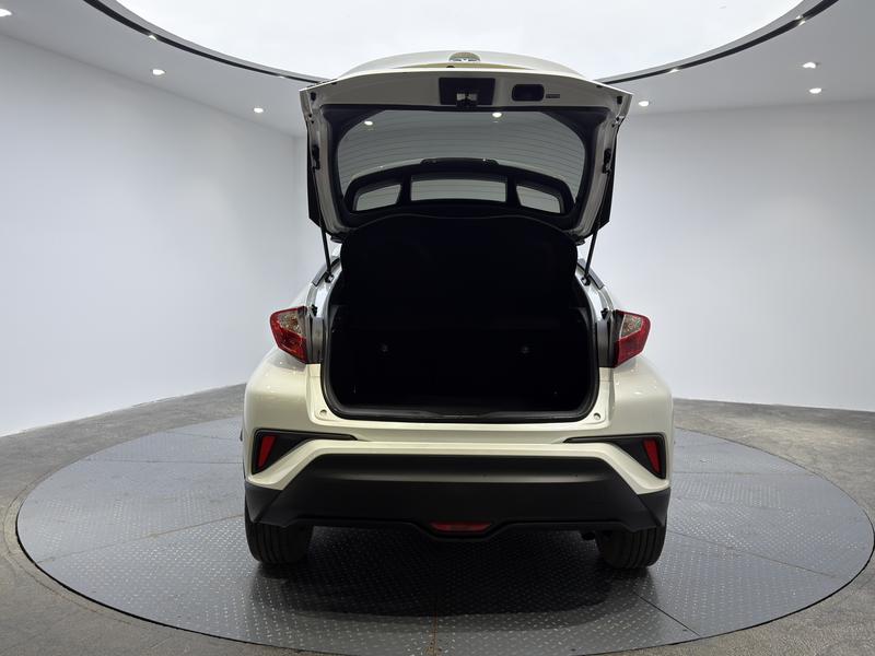 Toyota Yize IZOA 2020