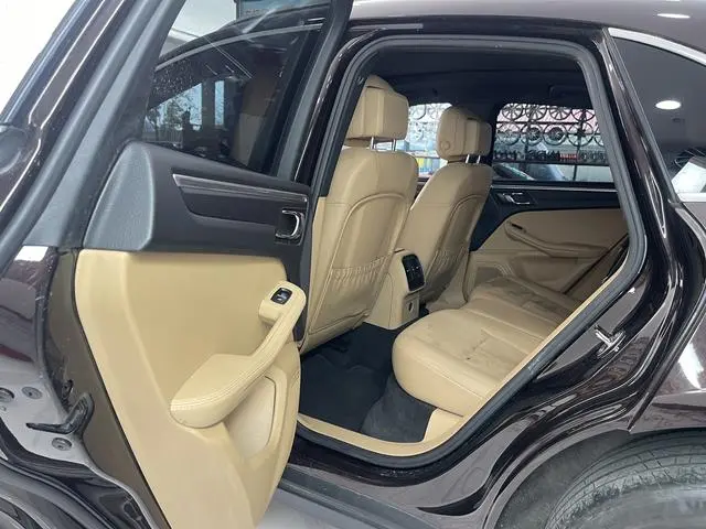 Porsche Macan Macan 2.0T