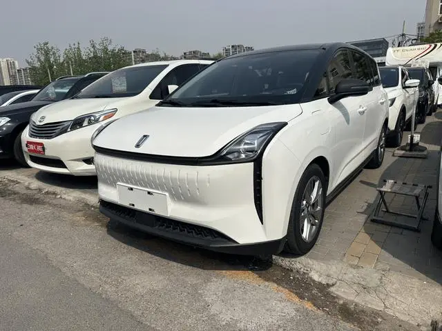FAW Pentium NAT Enjoy the travel version 100kW 425km
