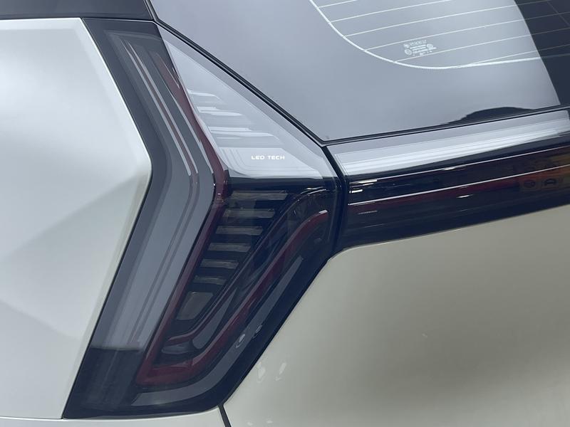 Geely Boyue L 2025