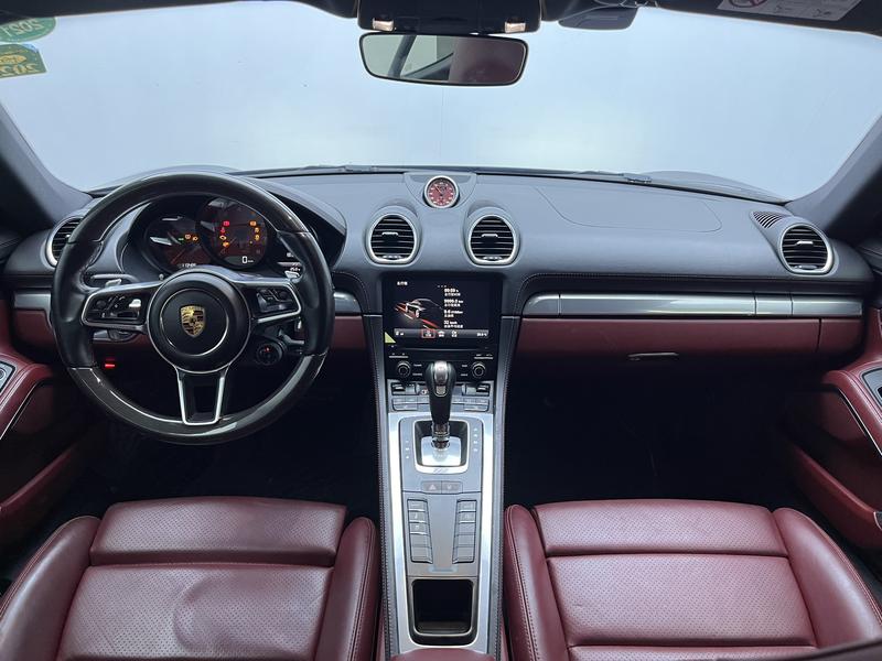 Porsche Porsche 718 2016