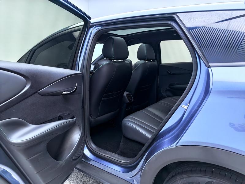 BYD dolphin 2025