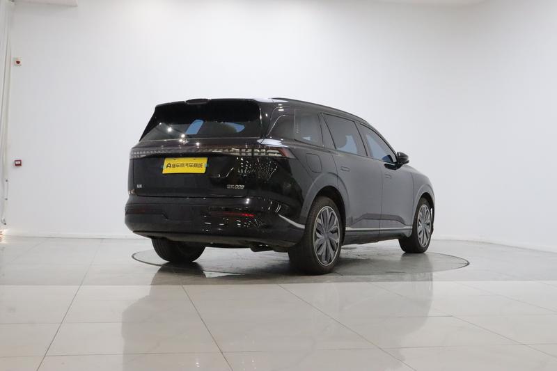 Dongfeng Yipai Eπ 008 2025