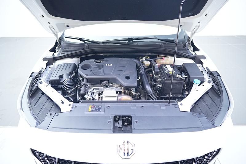 MG MG5 2025