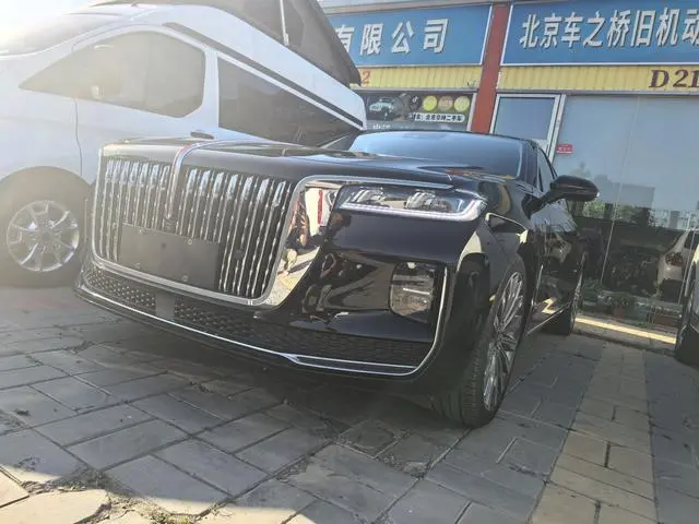 Hongqi Hongqi H9 3.0T Zhilian flag collar four-seater version