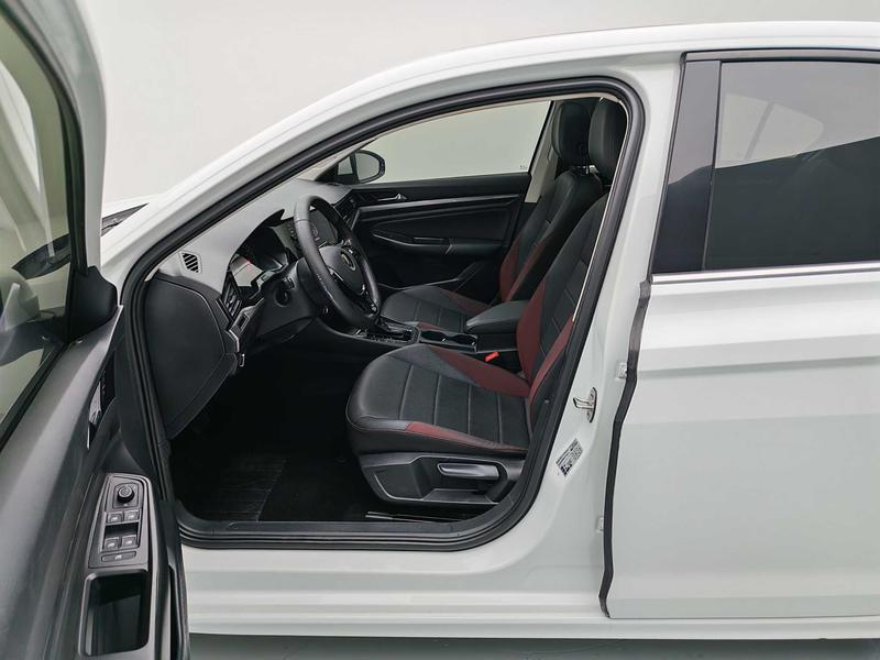 Volkswagen Bora 2021