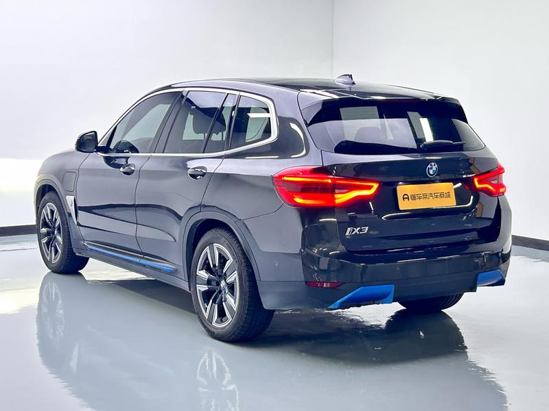 BMW BMW iX3 2021