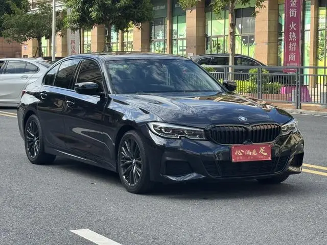 BMW BMW 3 Series 325i M Sports Yao Ye Suit