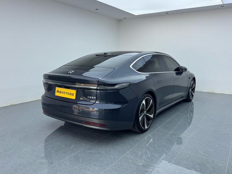 NIO NIO ET7 2021