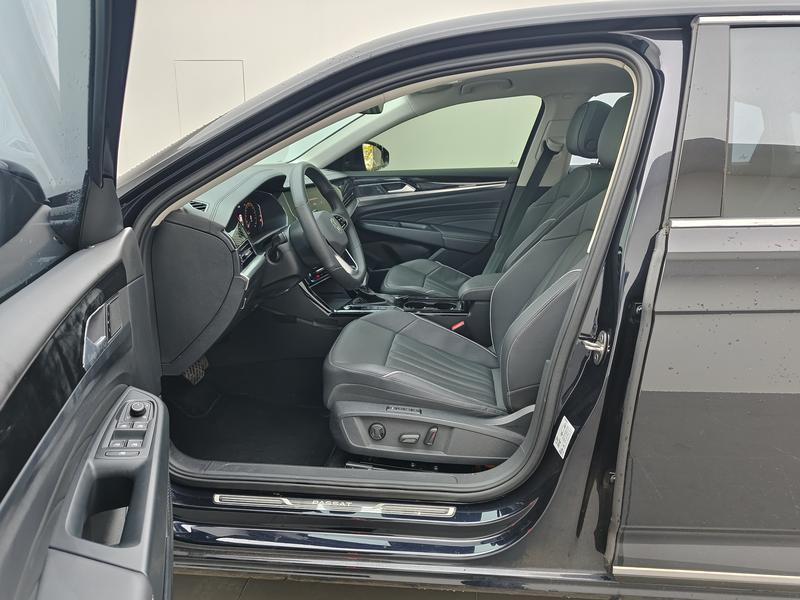 Volkswagen Passat 2024