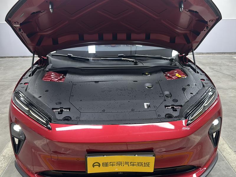 NIO NIO ET5 2024