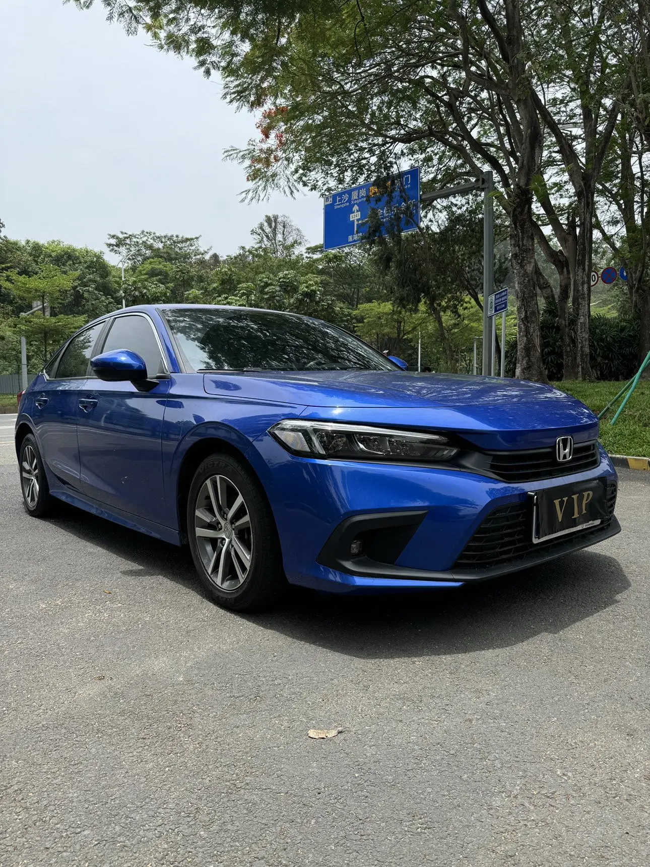 Honda Civic 240TURBO CVT Momentum Edition