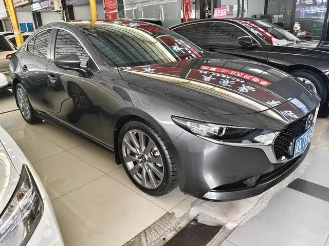 Mazda Mazda 3 Angkesaila 2.0L automatic quality elegant version