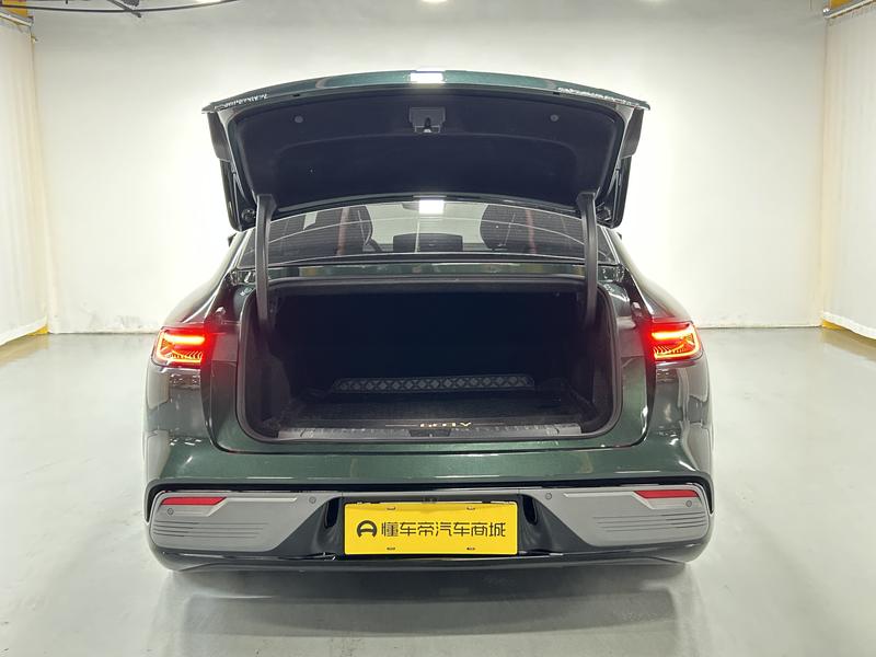 Geely Galaxy Galaxy Star Shine 8 PHEV 2025