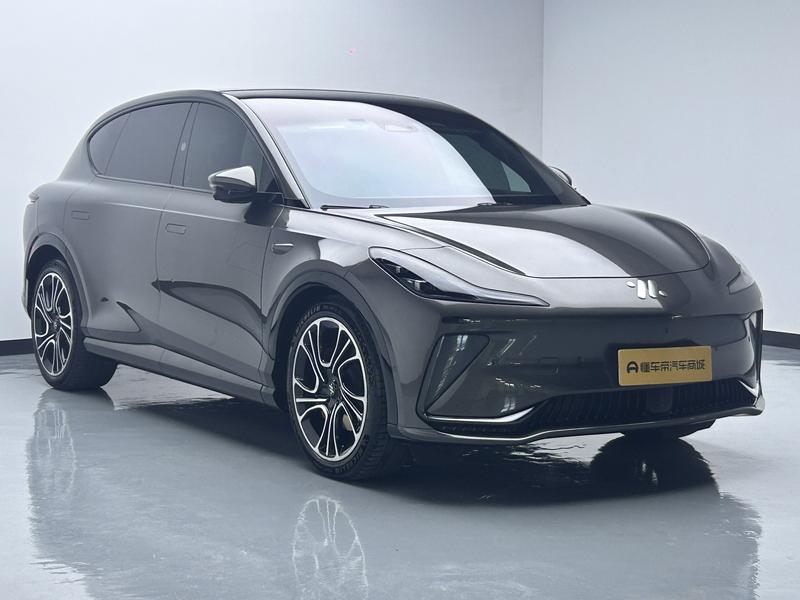 IM Motors Zhiji LS7 2023