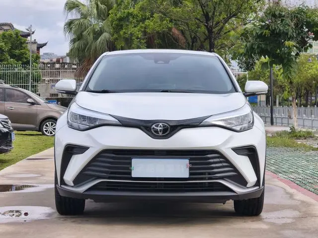 TOYOTA IZOA 2.0L Yixiang Edition