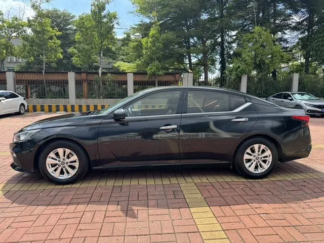 Nissan Teana 2.0L XE Fashion Edition
