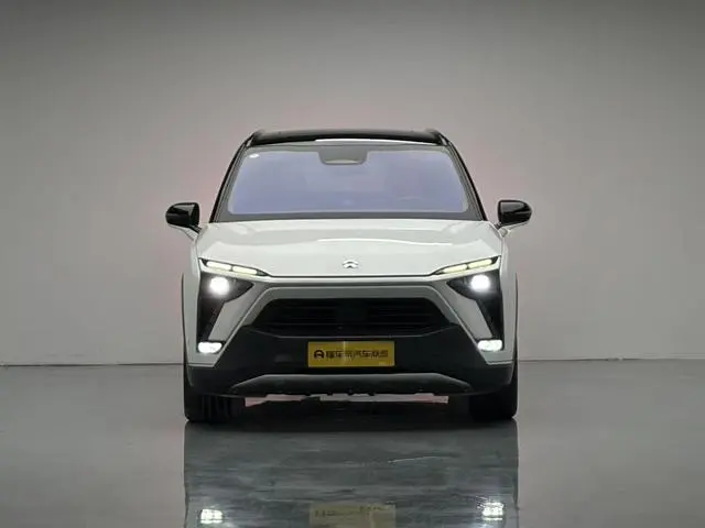 NIO NIO ES8 415KM base version six seats
