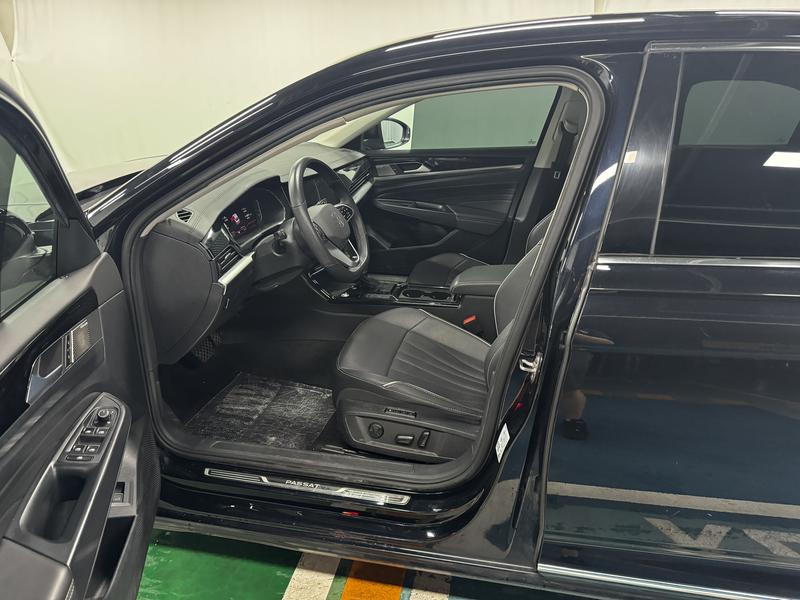 Volkswagen Passat 2024