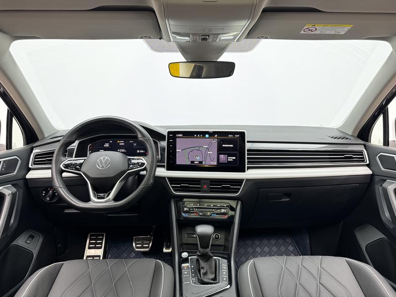 Volkswagen Tiguan L 2023