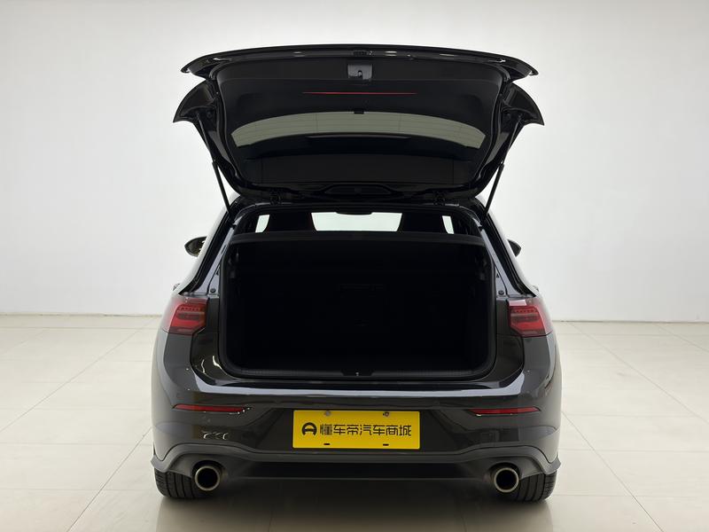 Volkswagen Golf GTI 2021