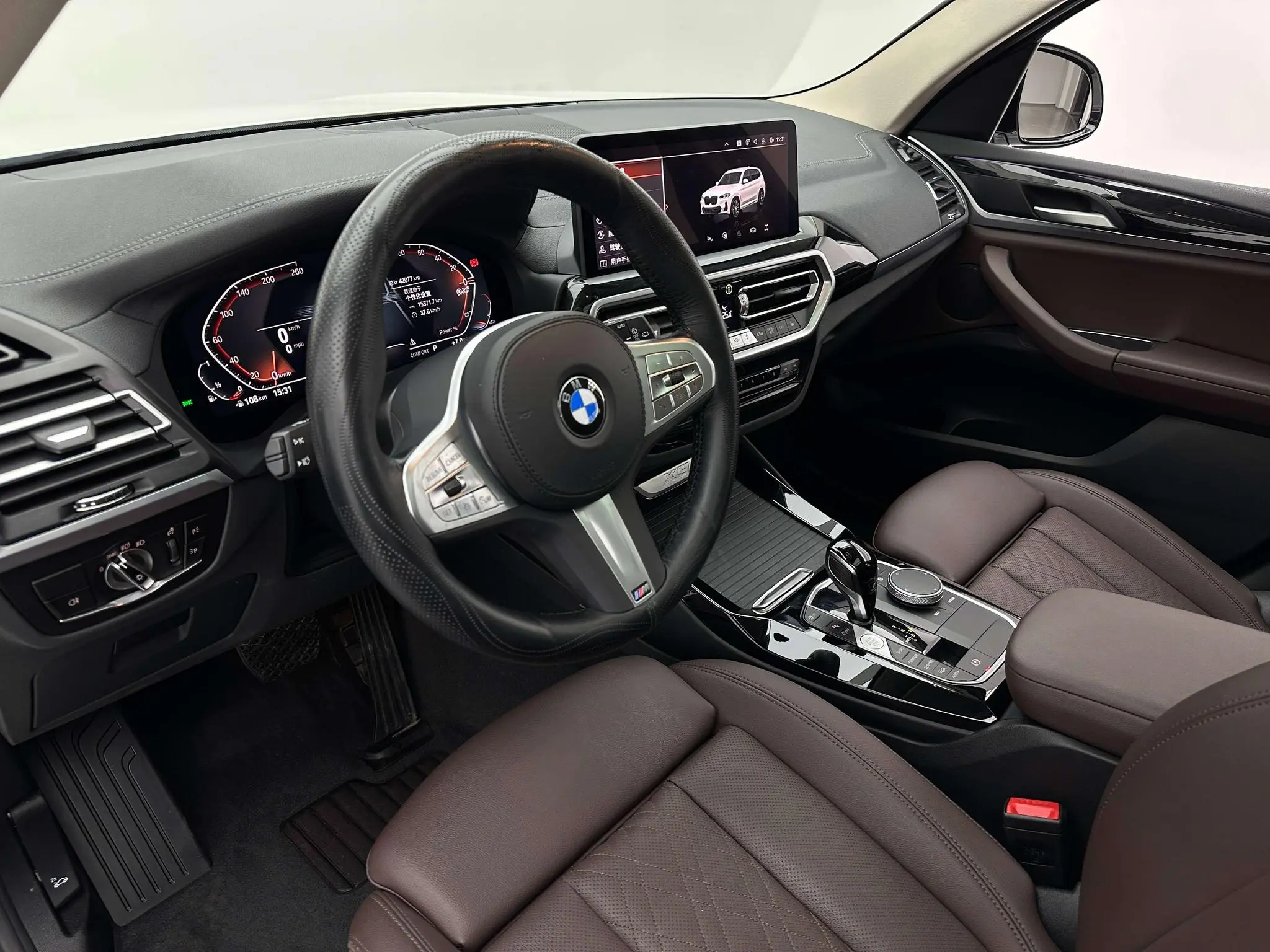 BMW BMW X3 Facelift xDrive25i M sports suit