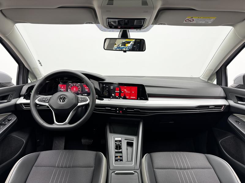 Volkswagen golf 2023