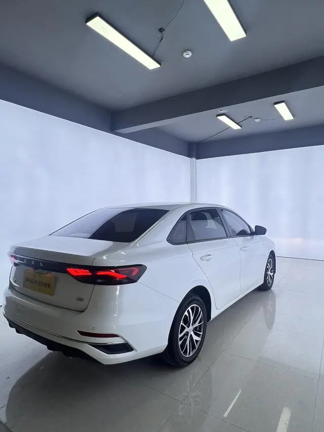 Geely Emgrand 4th generation Champion Edition 1.5L CVT Luxury
