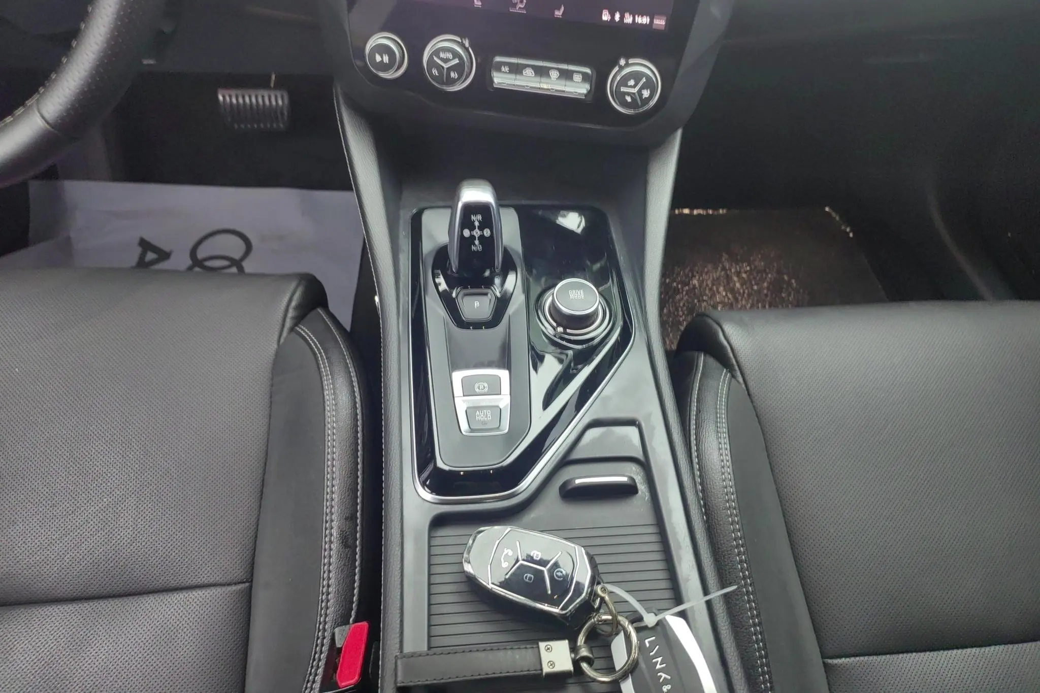 LYNK & CO Lynk 03 2.0TD Automatic Jin Plus