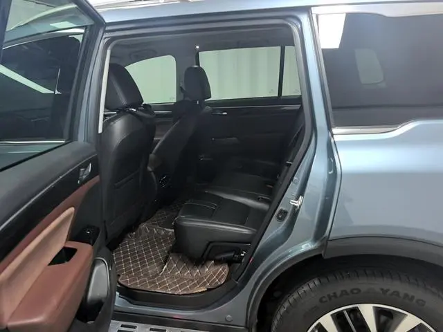 GAC Trumpchi GS8 320T four-wheel drive luxury Zhilian Edition 7-seater