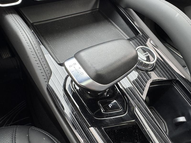 Geely Emgrand L 2024