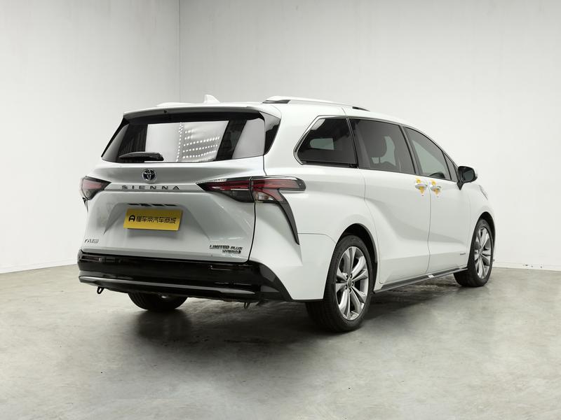 Toyota Sienna 2021