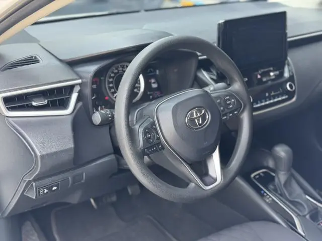 TOYOTA Asian lion 2.0L Premium Edition