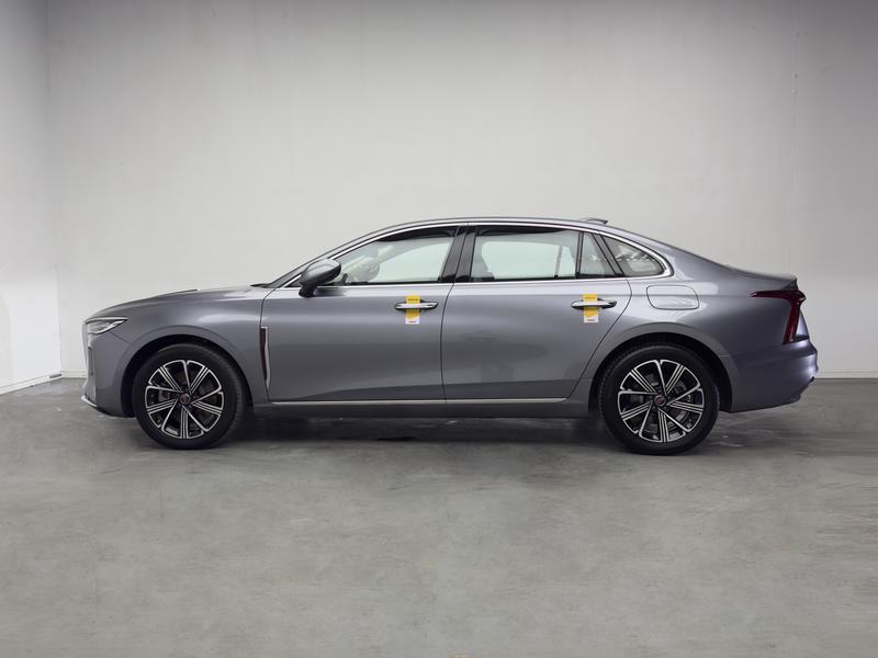 Hongqi Red Flag H5 PHEV 2025