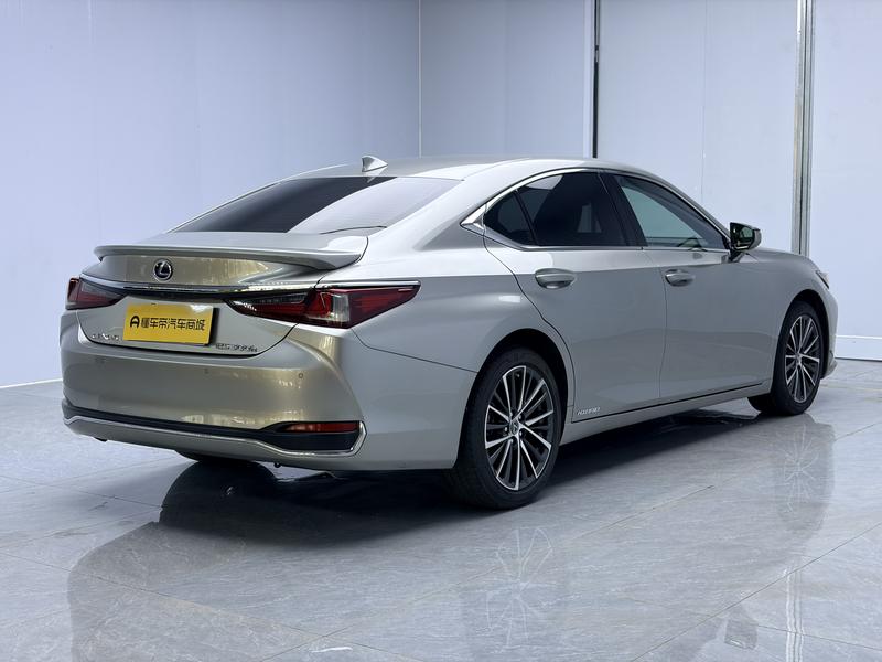 Lexus Lexus ES 2021