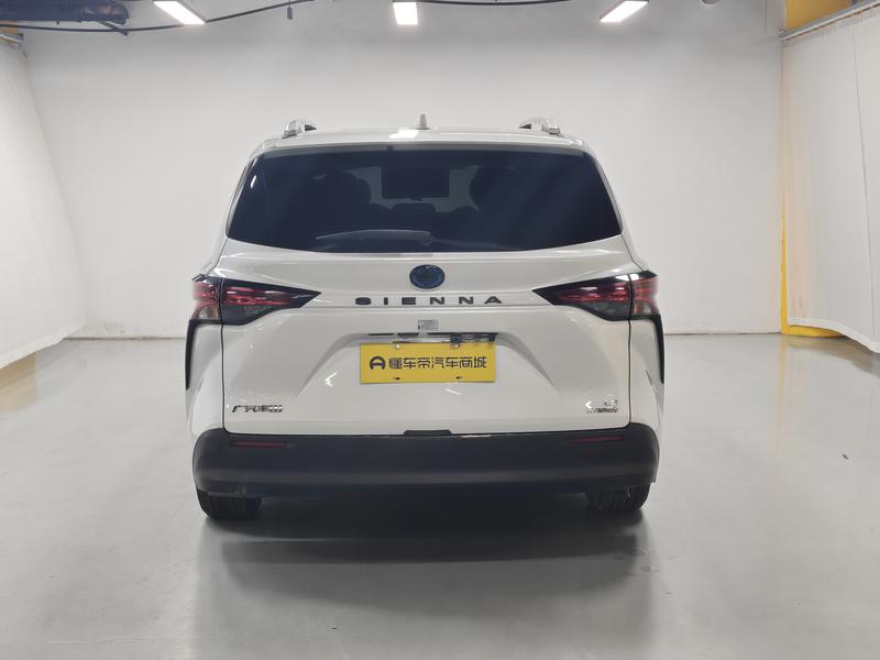 Toyota Sienna 2021